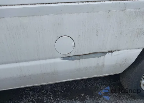 2011 Ford E-250 Commercial из США, поврежденный, VIN 1FTNE2EL0BDA75721